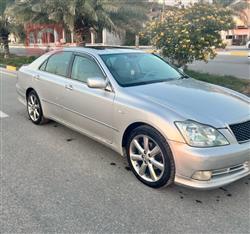 تۆیۆتا کراون